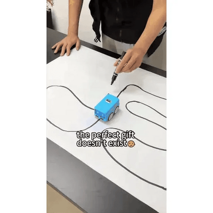 Drawing a road and the Magic Bus following it